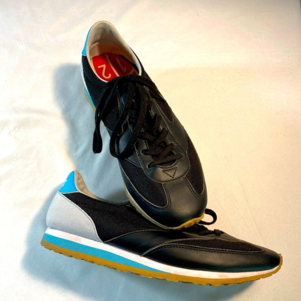 Brooks Heritage Vanguard retro colorblock minimalist 70's style track sneaker